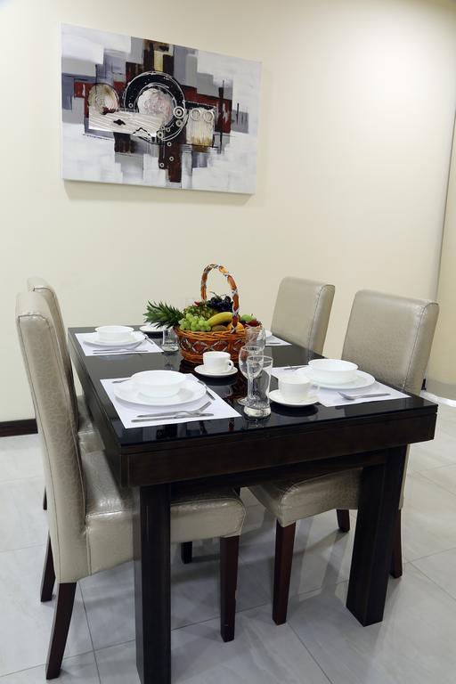 Belle Tower Apartments Манама Екстериор снимка