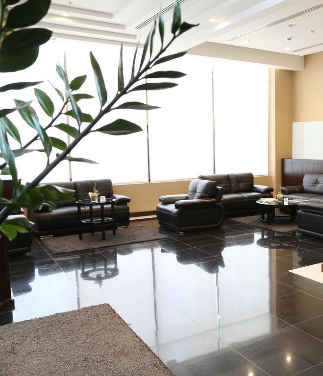 Belle Tower Apartments Манама Екстериор снимка