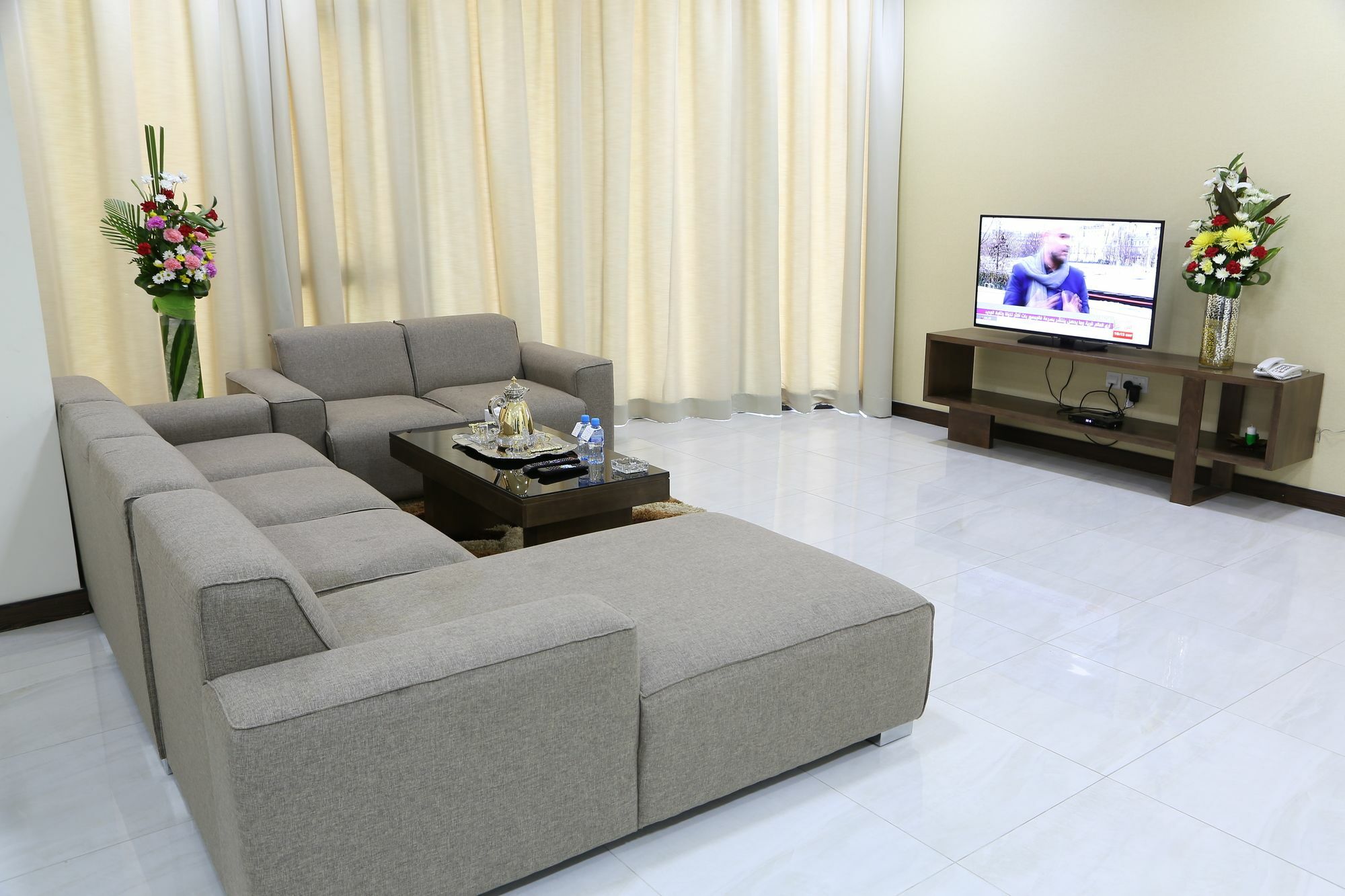 Belle Tower Apartments Манама Екстериор снимка