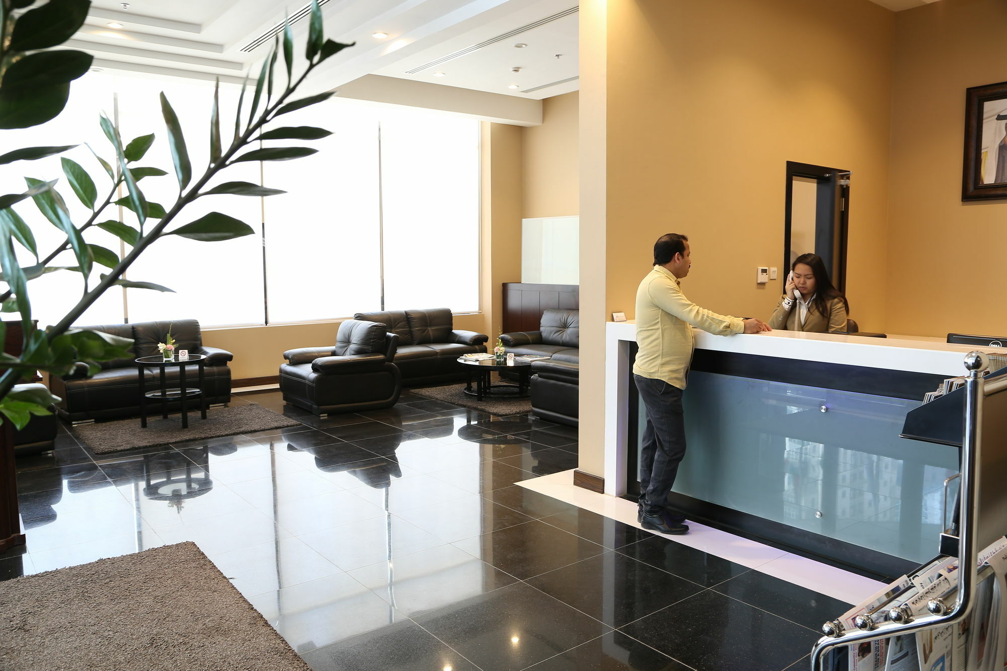 Belle Tower Apartments Манама Екстериор снимка