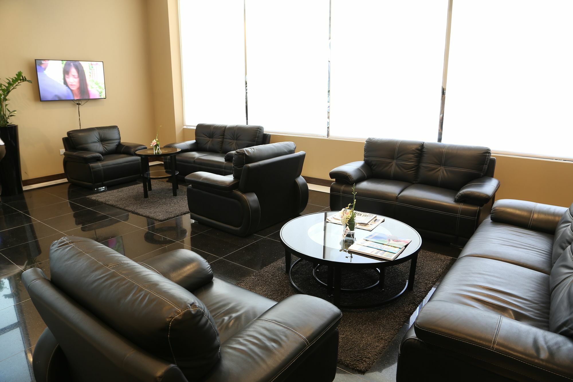Belle Tower Apartments Манама Екстериор снимка
